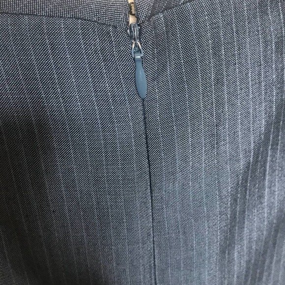 NO BRAND Pinstriped Pencil Skirt in Gray - size 12 - Picture 3 of 5